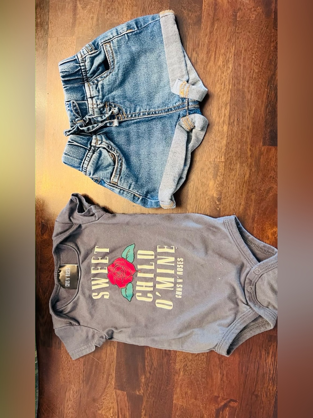 Guns N' Roses Kids Navy 'Sweet Child O' Mine' Graphic Bodysuit